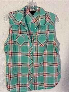 Bit & Bridle Sleeveless Plaid Button-Down Top in Teal, Pink, Navy